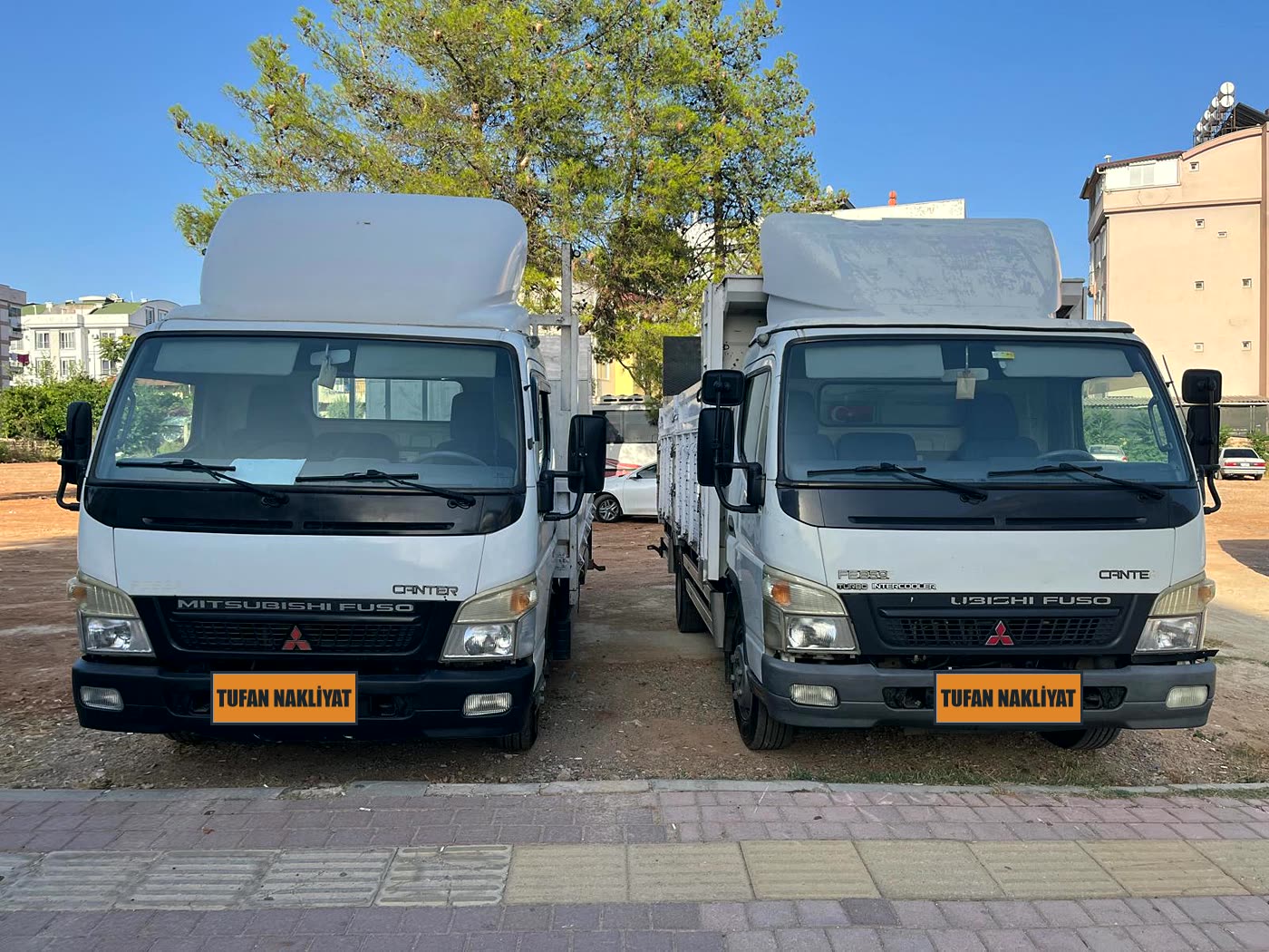 Tufan Nakliyat liftli kamyonları